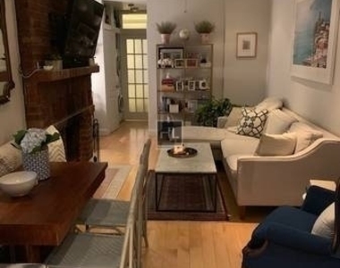 East 25th Street - Photo Thumbnail 15