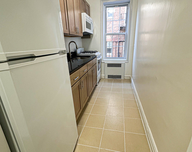 111-23 76th Road - Photo Thumbnail 3