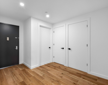 336 E 112th Street - Photo Thumbnail 5