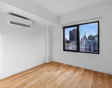 336 E 112th Street - Photo Thumbnail 2