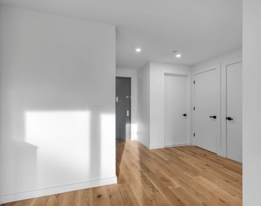 336 E 112th Street - Photo Thumbnail 11