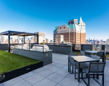 200 Montague Street - Photo Thumbnail 8