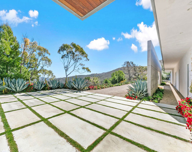 9200 Cotharin Road - Photo Thumbnail 7