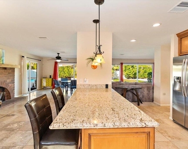 72818 Skyward Way - Photo Thumbnail 14