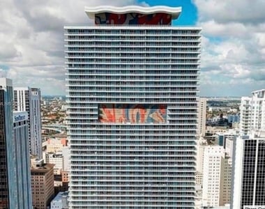 50 Biscayne Blvd - Photo Thumbnail 1