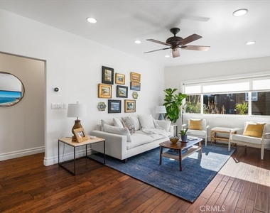 737 Griffith Way - Photo Thumbnail 3