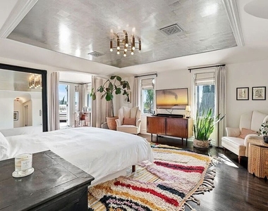 2015 Whitley Avenue - Photo Thumbnail 10