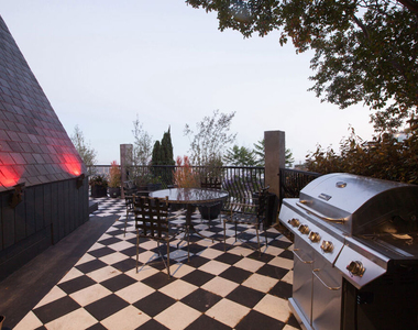 2144 Sunset Plaza Drive - Photo Thumbnail 41