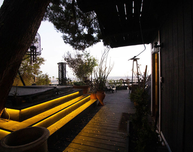 2144 Sunset Plaza Drive - Photo Thumbnail 40