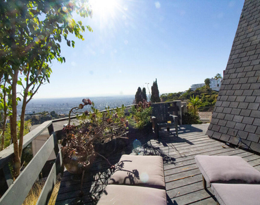2144 Sunset Plaza Drive - Photo Thumbnail 38
