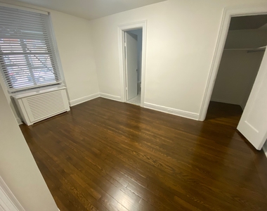71 West 12th Street - Photo Thumbnail 2