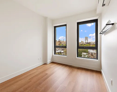 130 Hope Street - Photo Thumbnail 5