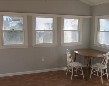 18 Brightwater Road - Photo Thumbnail 8