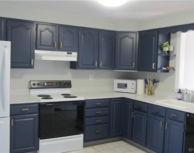 18 Brightwater Road - Photo Thumbnail 5