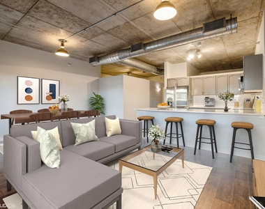 807 Davis Street - Photo Thumbnail 3