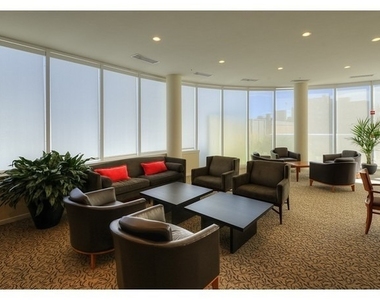 807 Davis Street - Photo Thumbnail 15