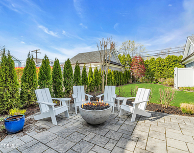 316 Jersey Avenue - Photo Thumbnail 28