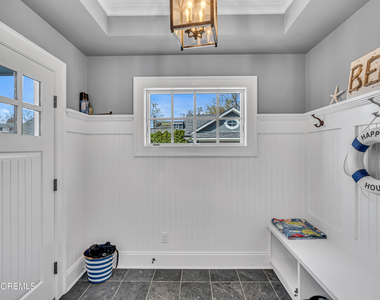 316 Jersey Avenue - Photo Thumbnail 7
