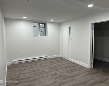 2129 E 26th St - Photo Thumbnail 6
