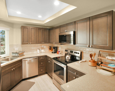 43735 Avenida Alicante - Photo Thumbnail 6