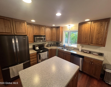 161 Excelsior Avenue - Photo Thumbnail 13