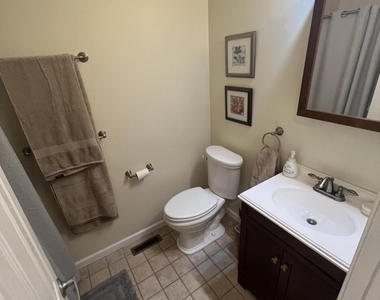 161 Excelsior Avenue - Photo Thumbnail 12