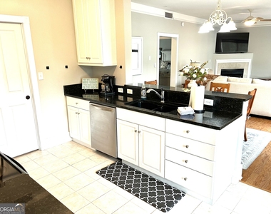 122 Shady Brook Cir Drive - Photo Thumbnail 11