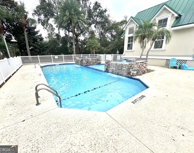 122 Shady Brook Cir Drive - Photo Thumbnail 31