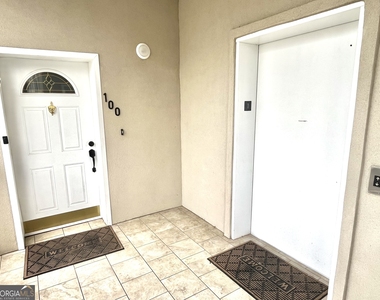 122 Shady Brook Cir Drive - Photo Thumbnail 3