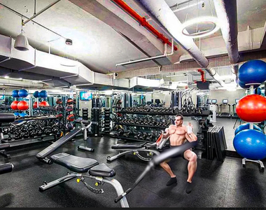 222 East 39th Street - Photo Thumbnail 4