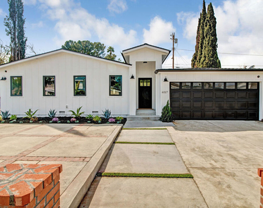 6517 Longridge Avenue - Photo Thumbnail 1
