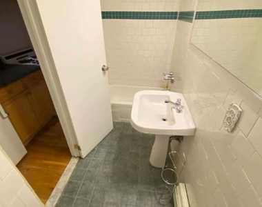 57 Clinton Street - Photo Thumbnail 5