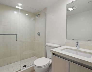 409 Hayworth - Photo Thumbnail 9