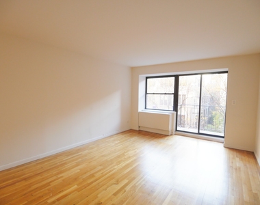 245 East 84th Street - Photo Thumbnail 1
