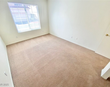 62 Belle Springs Avenue - Photo Thumbnail 7
