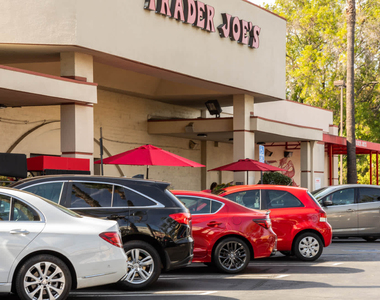 4920 Van Nuys Blvd - Photo Thumbnail 14