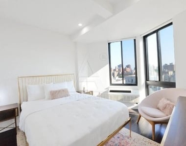 2183 3rd Avenue - Photo Thumbnail 5