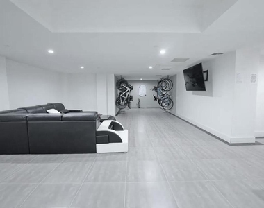 2183 3rd Avenue - Photo Thumbnail 12