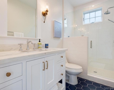 1048 Isabella Ave - Photo Thumbnail 21