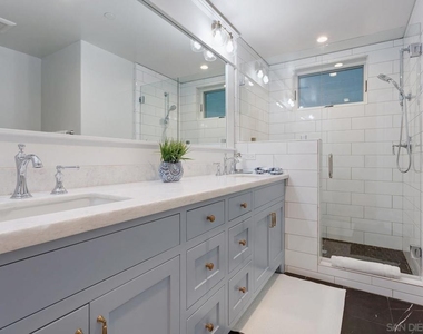 1048 Isabella Ave - Photo Thumbnail 26