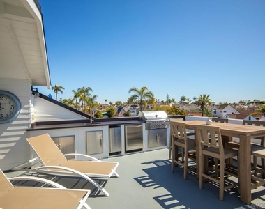 1048 Isabella Ave - Photo Thumbnail 13