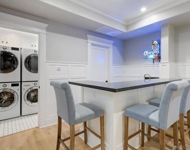 1048 Isabella Ave - Photo Thumbnail 23