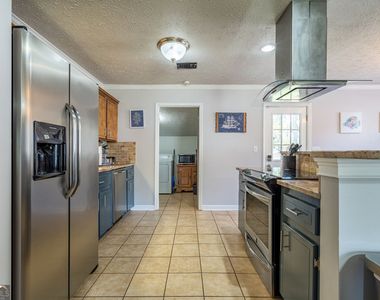 4375 Park Street - Photo Thumbnail 10