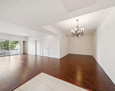3328 S. Oakhurst Ave. - Photo Thumbnail 6