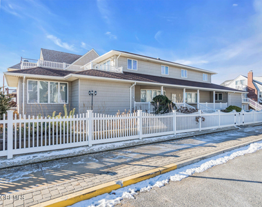 115 N Ocean Avenue - Photo Thumbnail 2