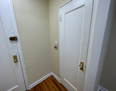 99-58 66th Avenue - Photo Thumbnail 4