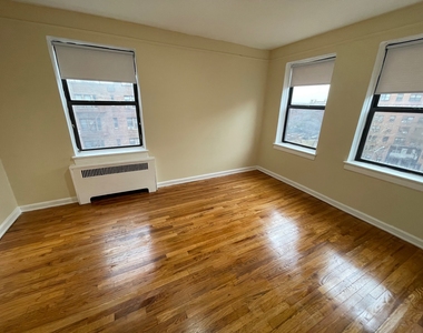 99-58 66th Avenue - Photo Thumbnail 16