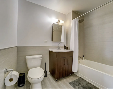 W 26th Street - Photo Thumbnail 3