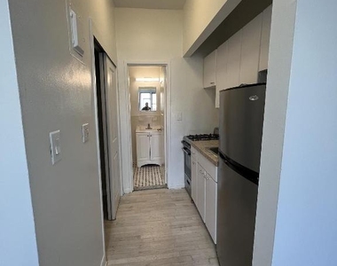 306 E 89th Street - Photo Thumbnail 9
