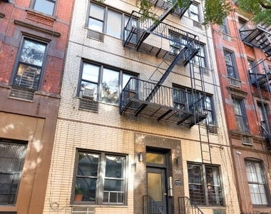 306 E 89th Street - Photo Thumbnail 6